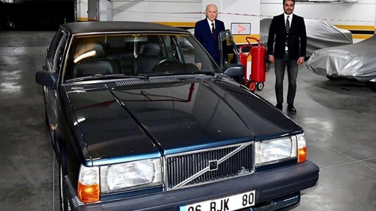 MHP Genel Başkanı Bahçeli 'BJK' plakalı aracını hediye etti