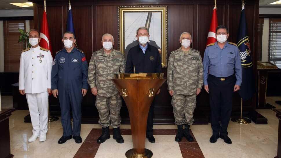 Milli Savunma Bakanı Akar: Gemilerimize yapılacak herhangi bir müdahale karşılıksız kalmadı, kalmayacak