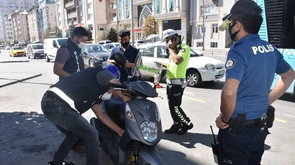 Ülke genelinde 23 bin 250 personelin katılımıyla 4 bin 643 noktada eş zamanlı motosiklet uygulaması yapıldı