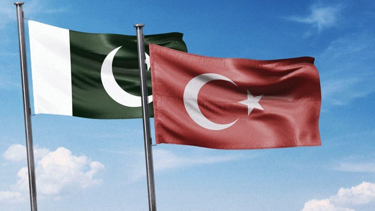 Bakan Erdoan'dan 'Pakistan Bamszlk Gn' iin kutlama mesaj