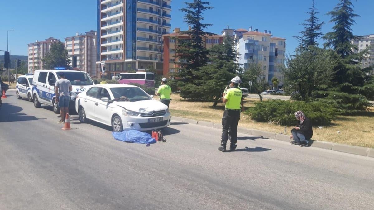 Kastamonu'da feci kaza: Otomobilin arpt kadn hayatn kaybetti