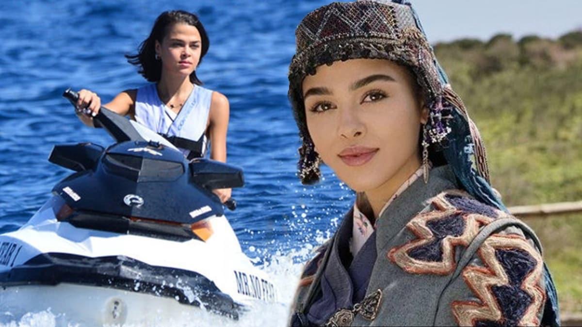 Kurulu Osman'n Burin Hatun'u Aslhan Karalar'dan jet-ski ov!