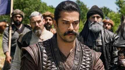 Burak �z�ivit'ten radikal de�i�iklik! �zledi�i g�nlere geri d�nd�