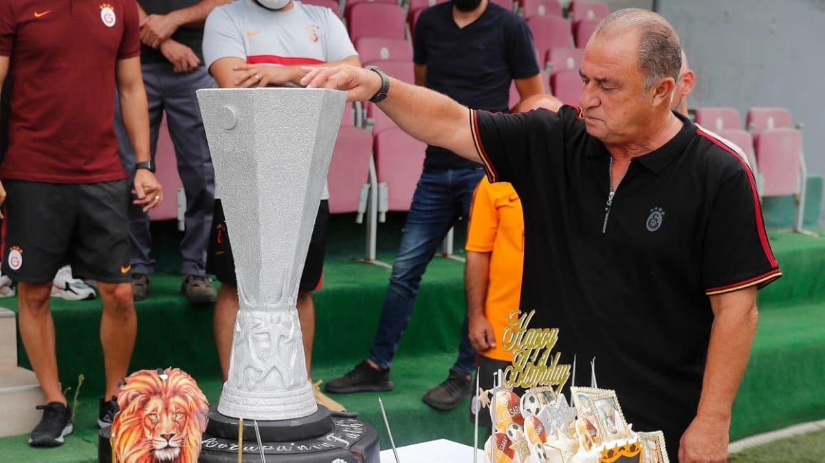 FIFA ve UEFA, Fatih Terim'in doum gnn kutlad