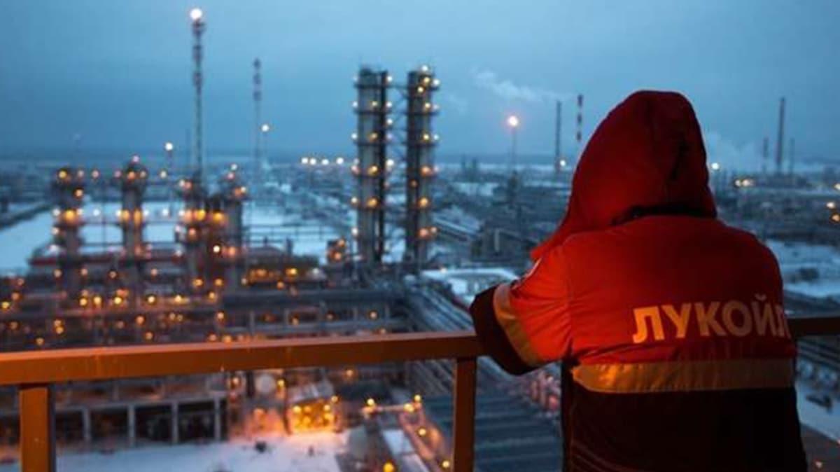 Rusya'nn petrol gelirleri yln ilk 7 aynda de geti
