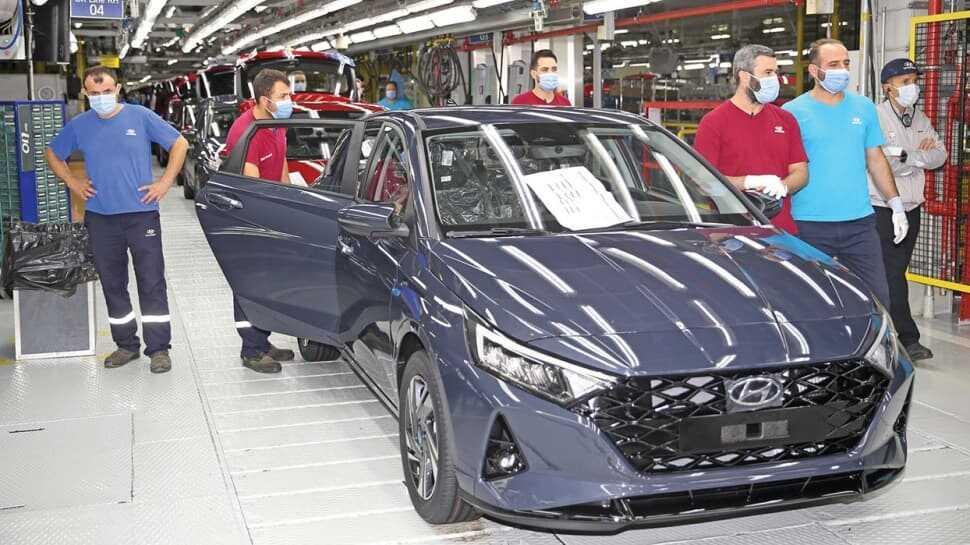 Otomotiv yaralarını sarmaya çalışıyor
