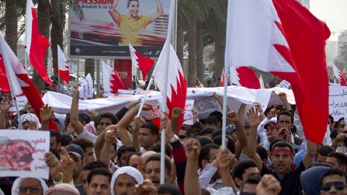 Bahreyn'de halk ayakland: Yneticiler bizi temsil etmiyor!