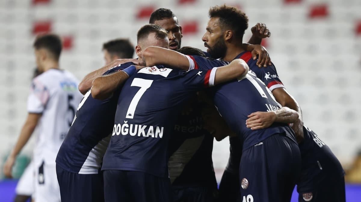 Antalyaspor'dan net balang: 2-0