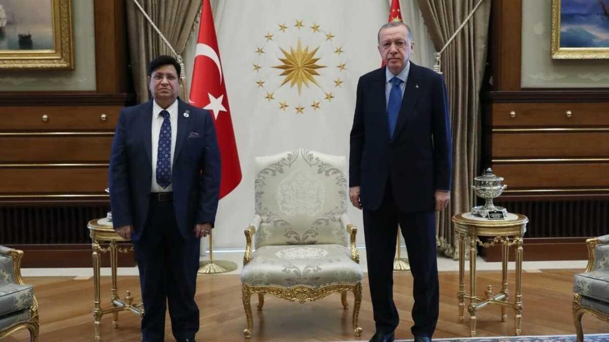 Bakan Erdoan, Momen'i kabul etti