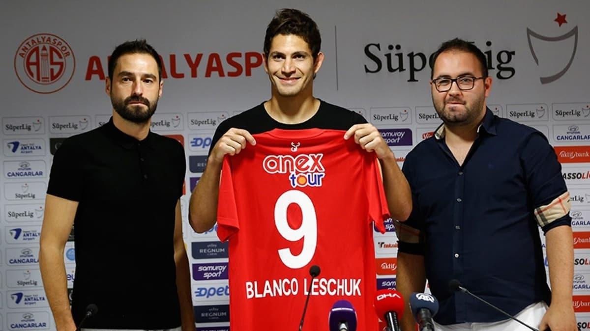 Antalyaspor, Gustavo Blanco Leschuk'u Oviedo'ya kiralad