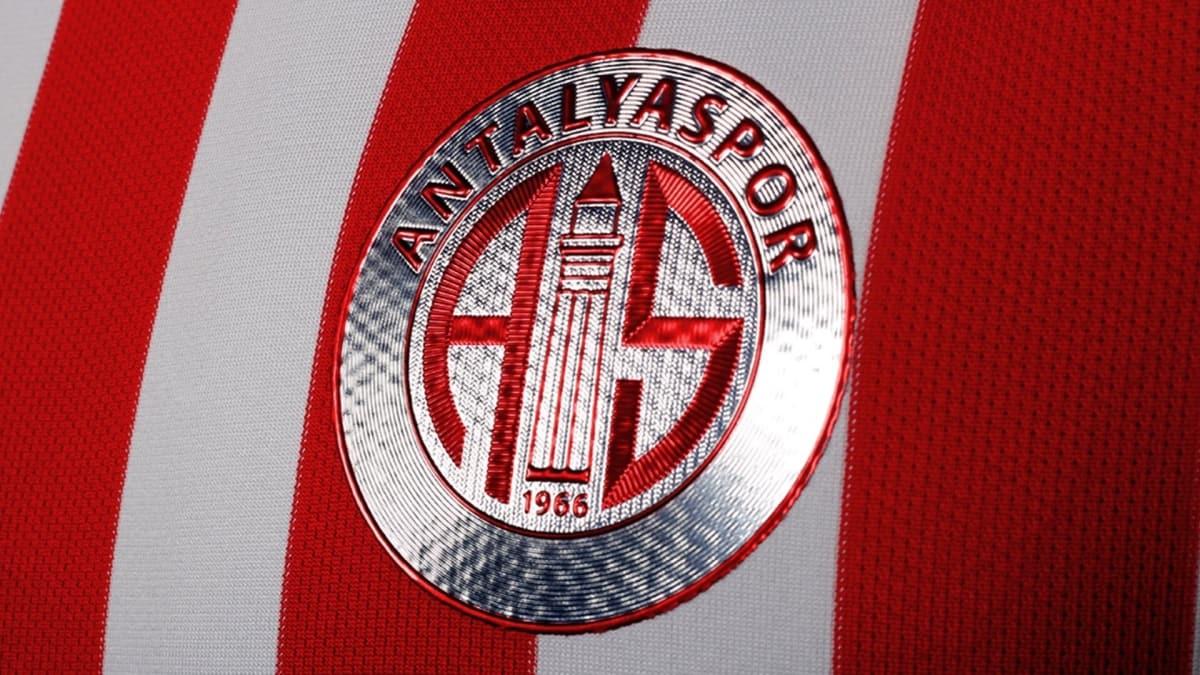 Antalyaspor'da 1 futbolcu ve 1 kulp personelinin koronavirs testi pozitif kt