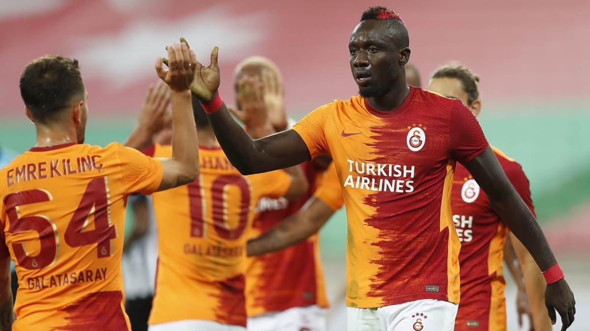 Galatasaray'da Mbaye Diagne'nin talipleri artmaya balad