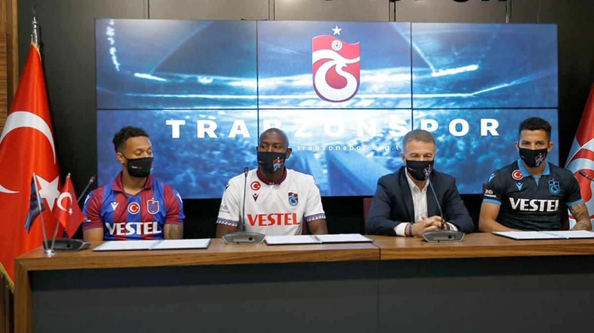 Trabzonspor'da yeni transferlere imza treni