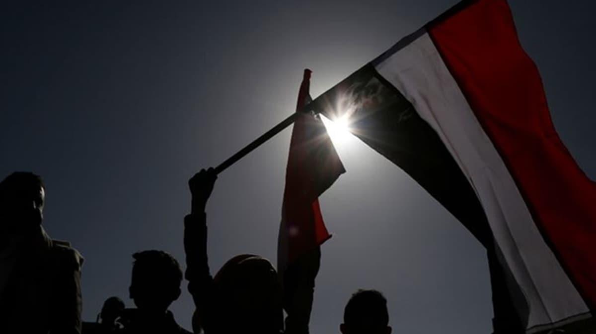 Yemen'deki Husilerden Arap koalisyonuna savaşı durdurmak için müzakere çağrısı
