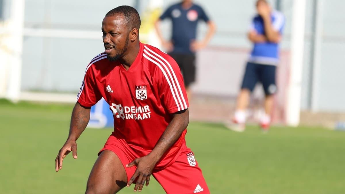 Abdou Razack Traore, Sivasspor'dan Giresunspor'a transfer oldu