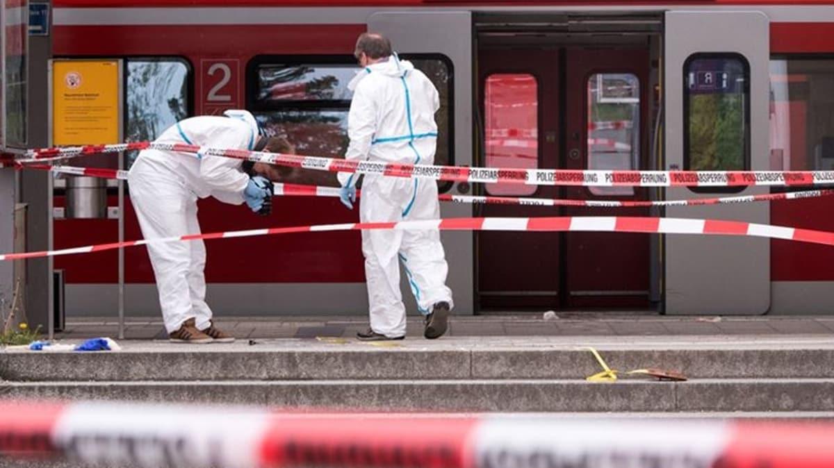 Almanya'da tren vagonunda bomba bulundu: Polis terr alarmna geti
