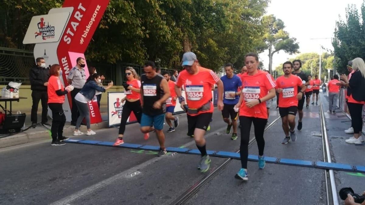 Uluslararas zmir Maratonu balad