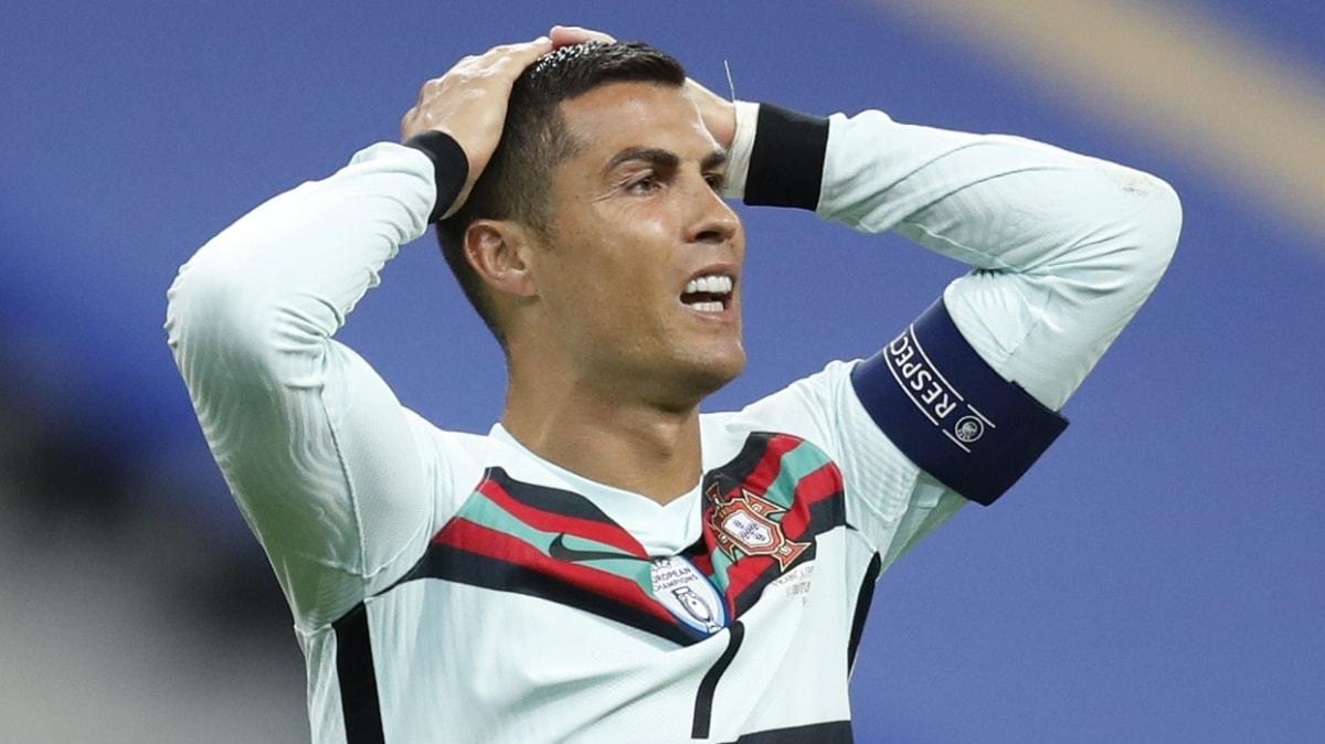 Cristiano Ronaldo koronavirse yakaland