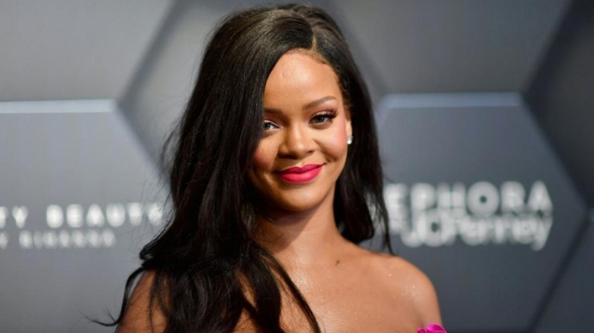 Rihanna Forbes'un kendi giriimleriyle zengin olan kadnlar listesinde