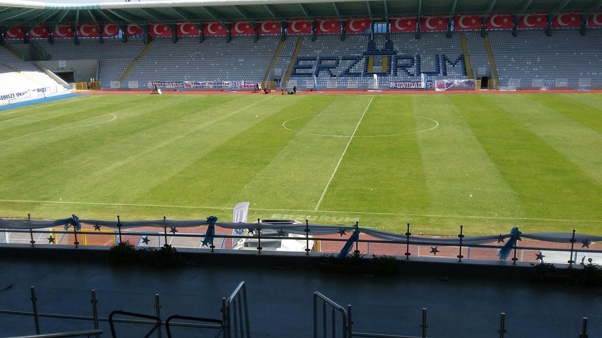 BB Erzurumspor'da Galatasaray ma iin loca satlar balad