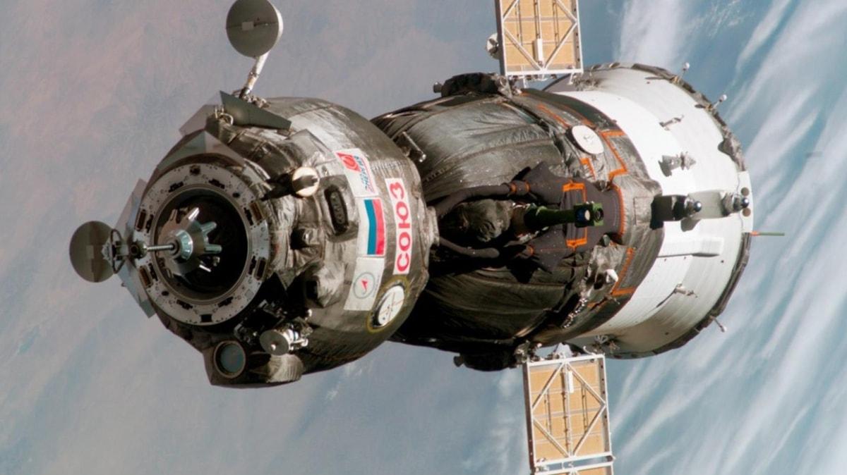 6 aydr grev yapan Soyuz MS-16 kapsl dnyaya indi