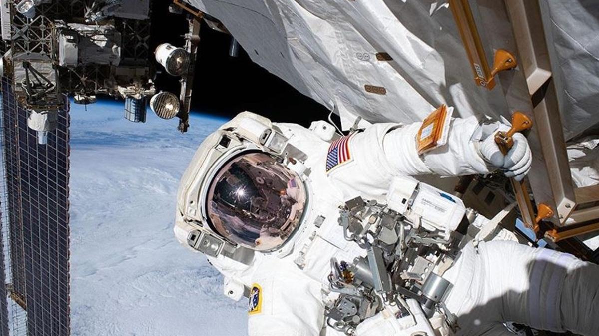 ABD'li astronot, 3 Kasm'daki bakanlk seimleri iin uzaydan oy kulland