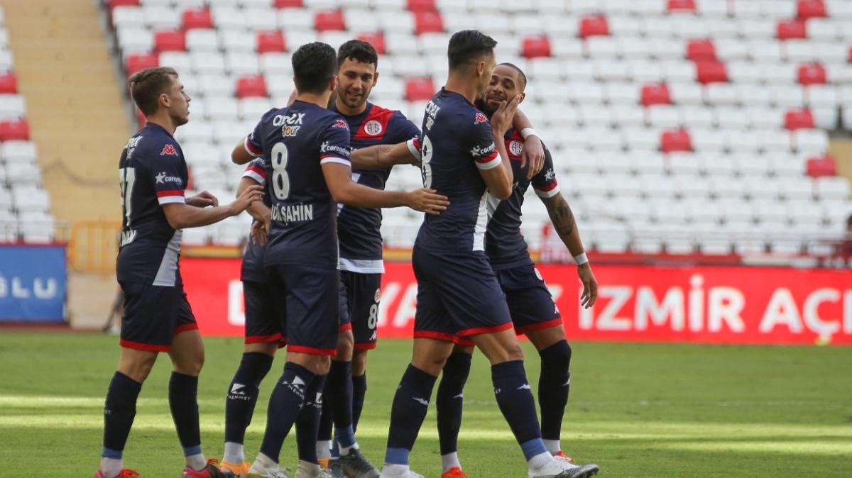 Antalyaspor i sahadaki yenilmezlik serisini Fenerbahe manda da srdrmek istiyor