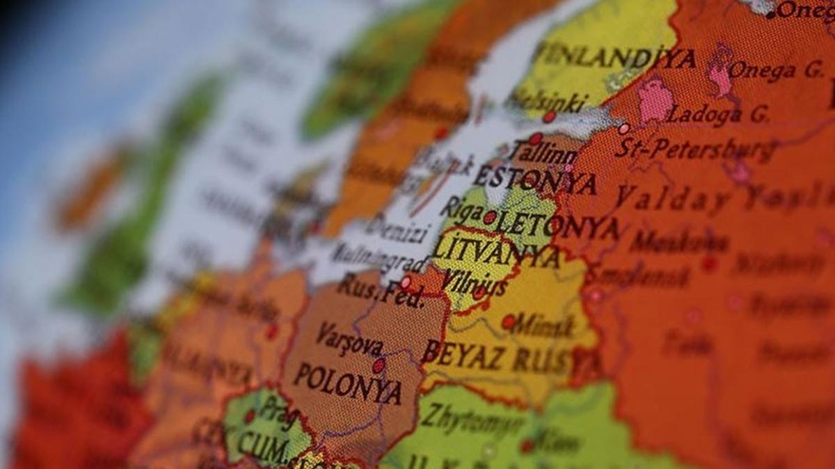 Belarus, Rusya hariç Letonya, Litvanya, Polonya ve Ukrayna'ya sınırlarını kapattı