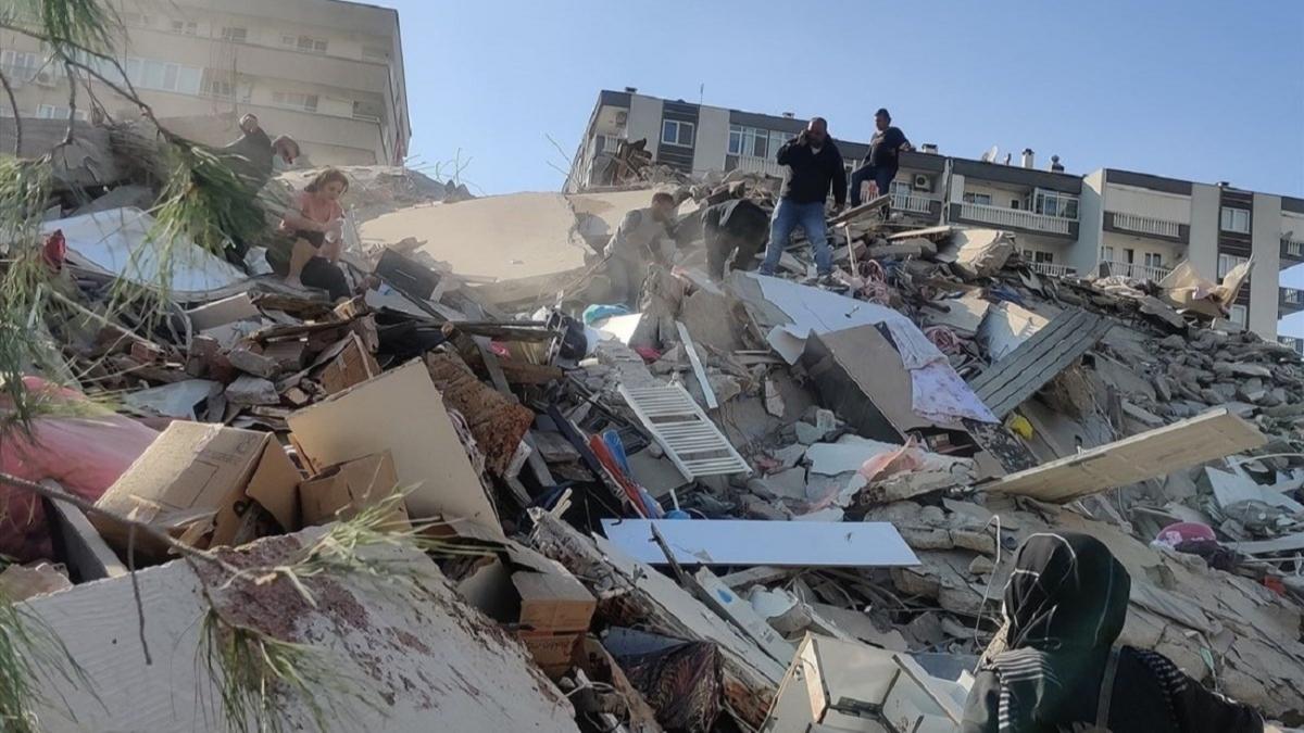 BM'den zmir depremi mesaj: Gerekirse yardma hazrz