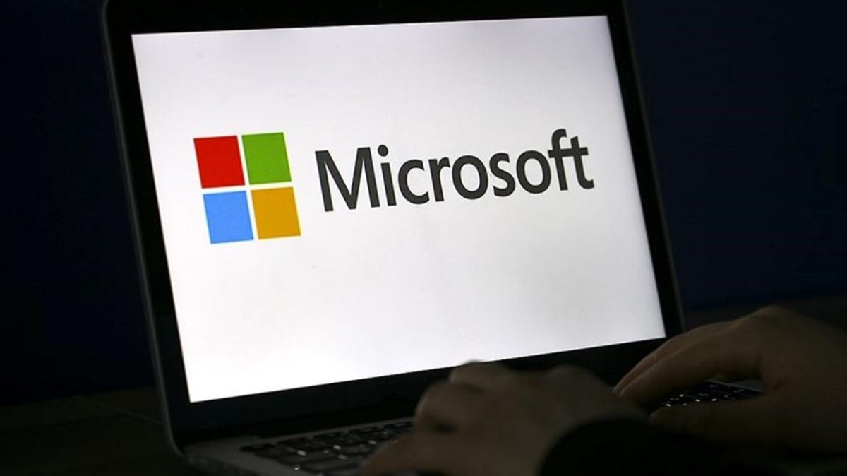 Microsoft'un Fransız yöneticisi skandal 'deprem' paylaşımının ardından özür diledi: Paylaşımım berbat