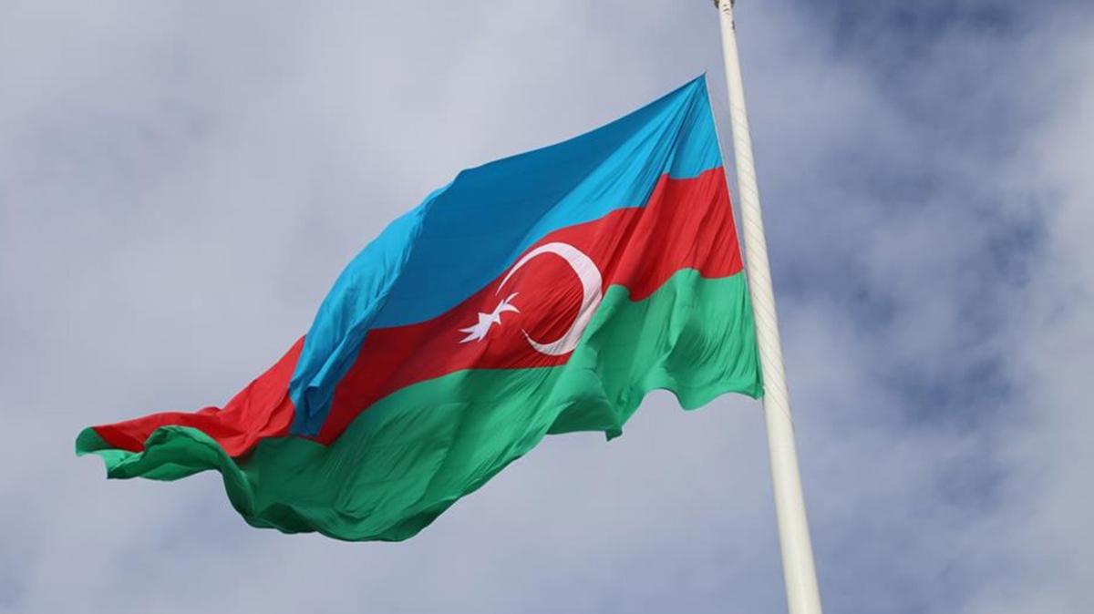 Azerbaycan'da Bayrak Gn ve ua zaferi cokuyla kutland