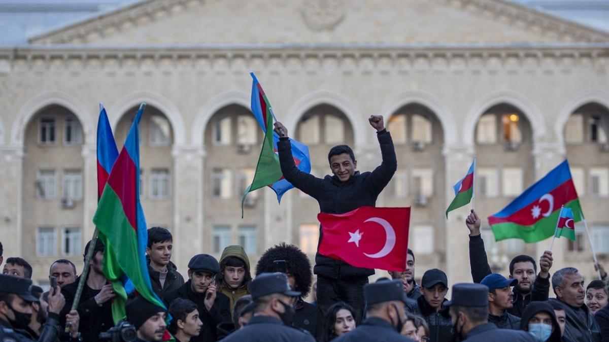 MSB, Azerbaycan'n zaferini kutlad: Kt gnler bitti