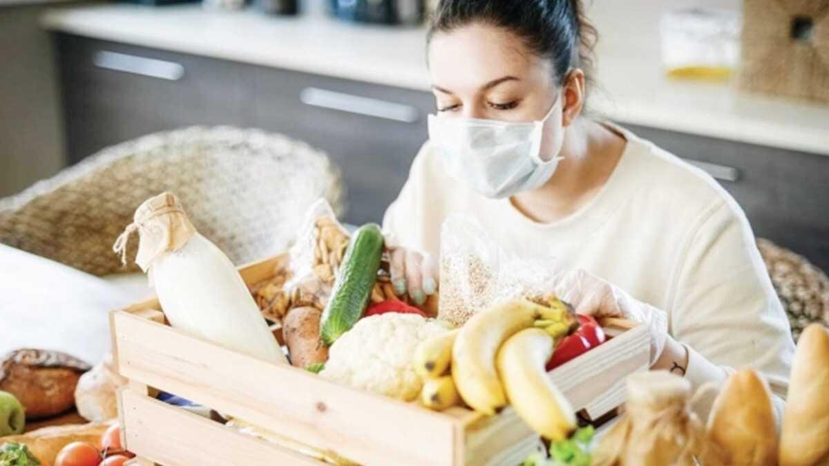 Koronavirs atlatanlar nasl beslenmeli"