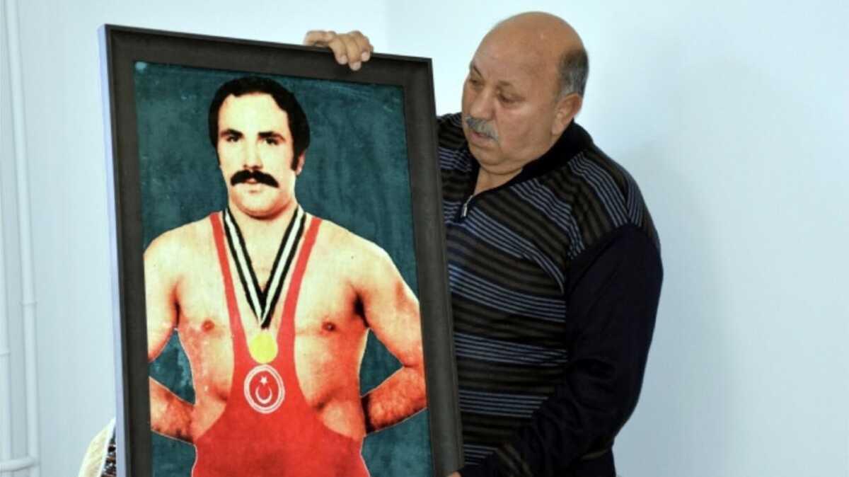 Hamza Yerlikaya, Reit Karabacak iin taziye mesaj yaymlad