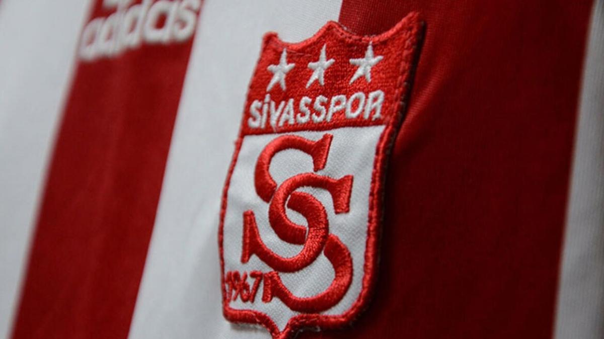 Sivasspor'da 2 futbolcu koronavirse yakaland