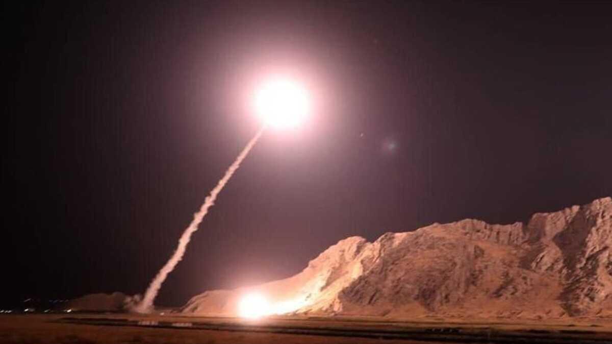 Irak'ta petrol rafinerisine roketli saldr