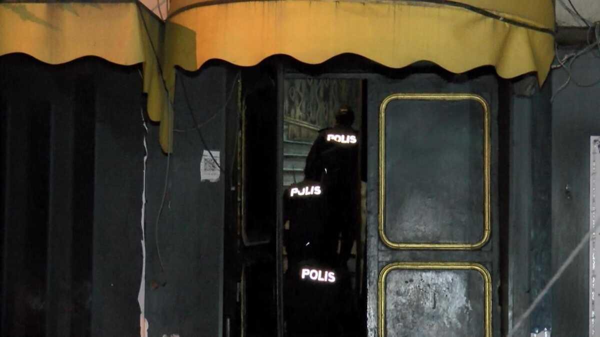 stanbul'un gbeinde korona partisi: 120 lira ceza kesildi
