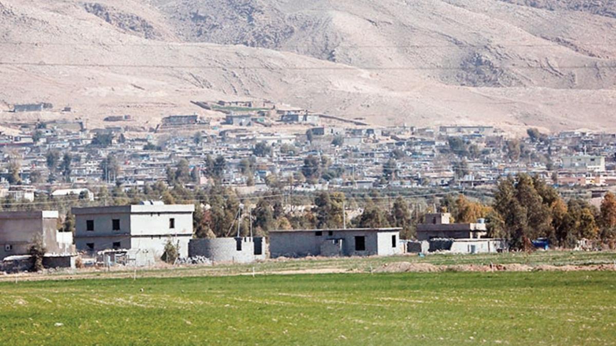PKK Sincar'daki 8 binay boaltt