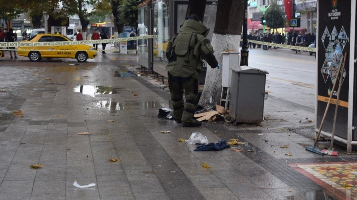 Malatya'da pheli paket panii: Bomba imha uzmanlar fnyeyle patlatt