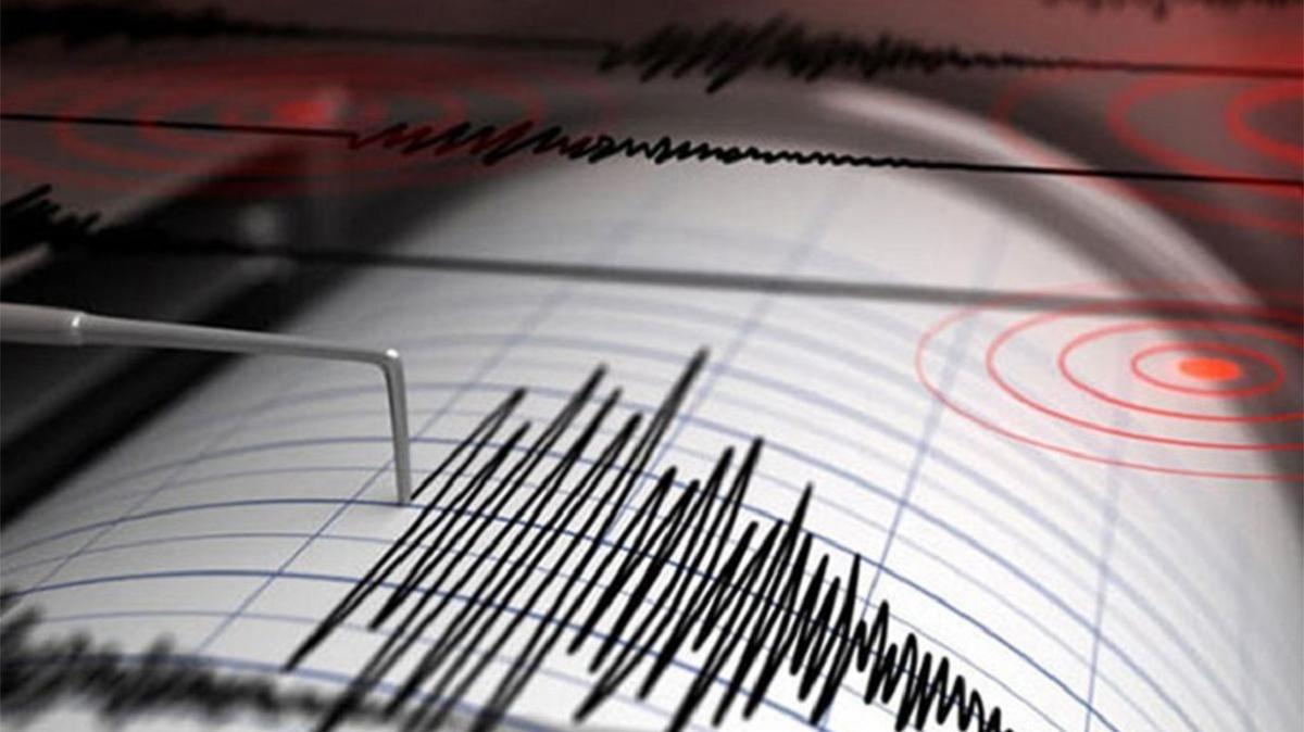 Balıkesir depremi kaç şiddetinde" Balıkesir'de deprem mi oldu" 