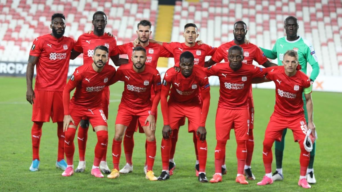Sivasspor'da bir futbolcu koronavirse yakaland
