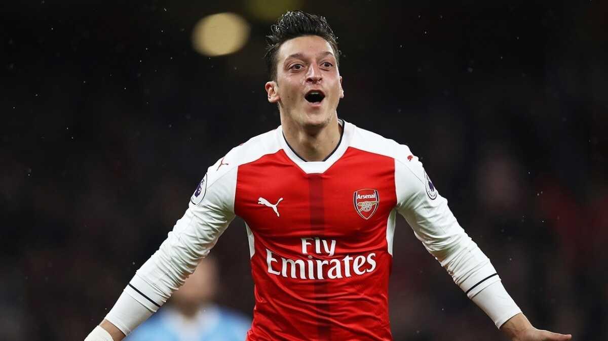 mesut zil arsenal kadro Edu Gaspar fotoraflar resimleri