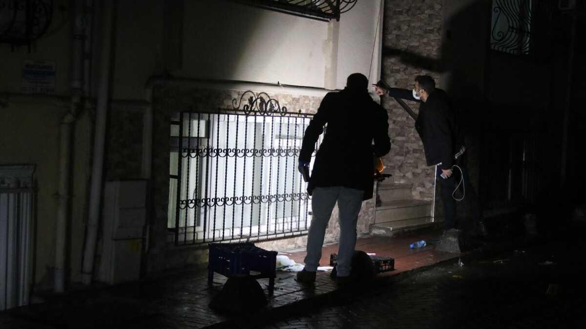 Son dakika haberleri... Beyolu'nda dehete dren olay: 16 yandaki gence kurun yadrdlar