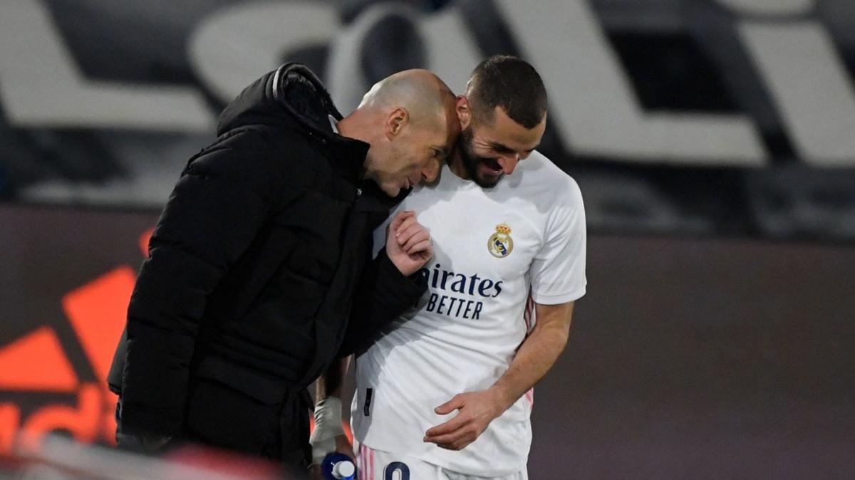 Zidane'dan Karim Benzema'ya vg dolu szler