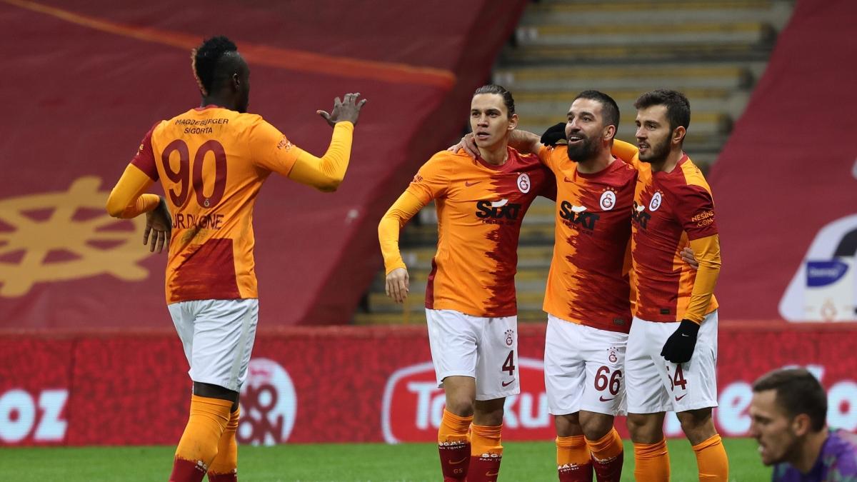 Galatasaray'da Trabzonspor ma ncesi 4 eksik