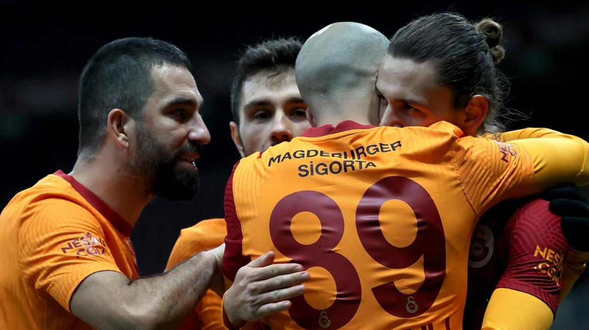Galatasaray zirve yarnda arln iyice hissettirmeye balad