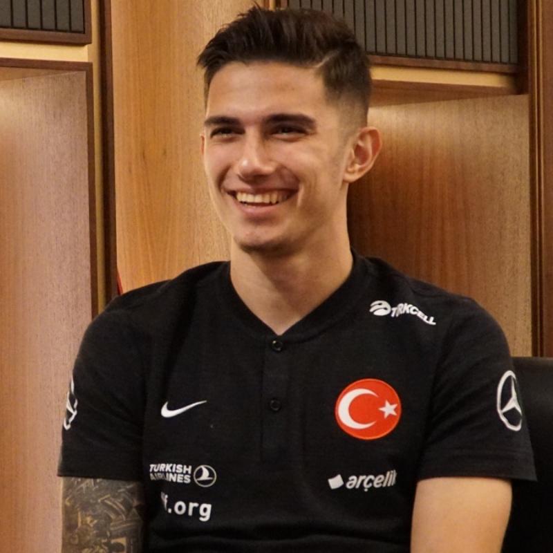 Son dakika! Trabzonspor, Genlerbirlii'nden Berat zdemir'i transfer etti