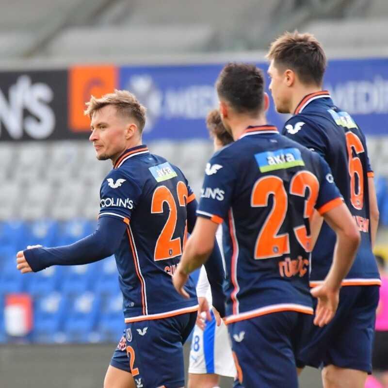 Medipol Baakehir sahasnda BB. Erzurumspor'u 1-0 malup etti