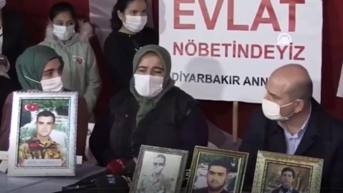 Diyarbakr annelerinden Selahattin Demirta'n annesine: Madem ocuklarn kymetli, Nurettin Demirta' neden PKK'dan istemiyorsun"