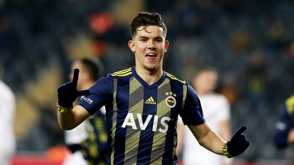 Fenerbahçe'de genç isimler forma şansını iyi kullanıyor